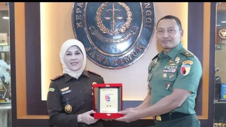 Sinergitas TNI dan Kejaksaan Perkuat Penegakan Hukum di Jawa Timur