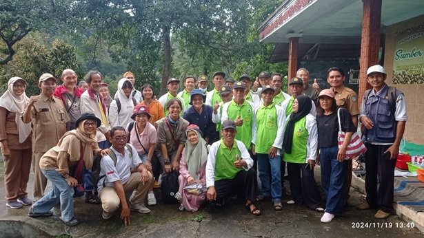 Langsung dari Ahlinya: Petani Wonosalam Berinovasi dengan Pertanian Mikroba ala Thailand