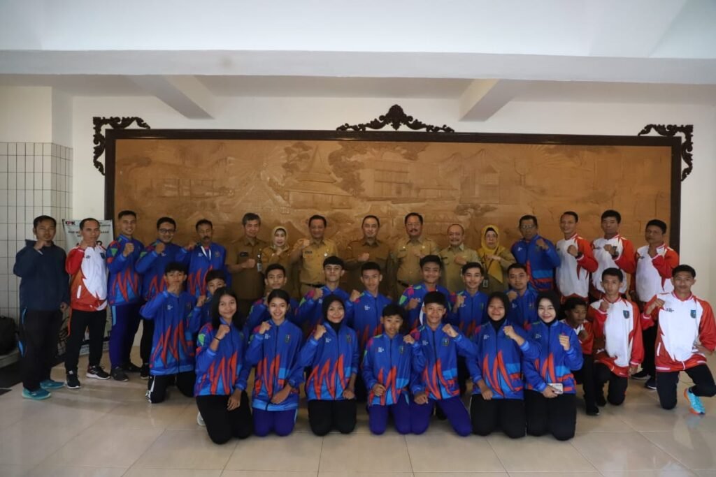 "Semangat Juang Atlet Muda Jombang: Siap Rebut Prestasi di Popda dan Peparpeda Jatim!"
