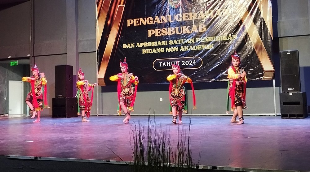 Gemilang! Pesbukab 2024 dan Apresiasi Satuan Pendidikan Non Akademik di Jombang