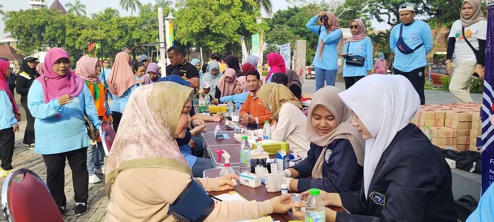 Nutrifest 2025: Edukasi Gizi Seimbang di Alun-Alun Jombang