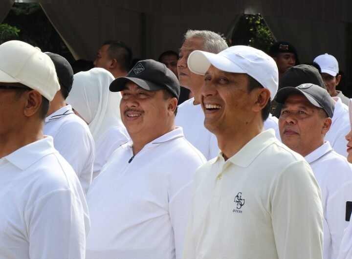 Siap Dilantik, Warsubi-Salman Jalani Gladi di Monas Jelang Resmi Pimpin Jombang