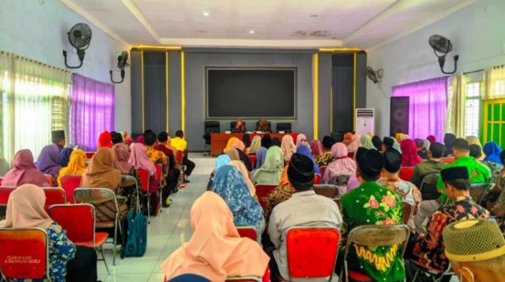 Sosialisasi dan penandatangan NPHD