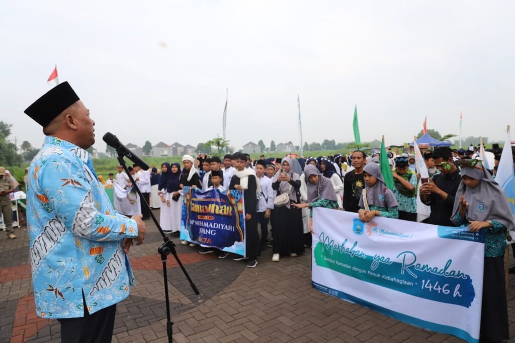 Jelang Ramadhan, Gus Wabup Jombang Berangkatkan Pawai Ta’aruf dengan Semangat