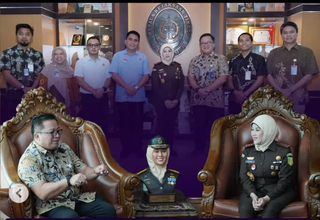Kajati Jatim Terima Kunjungan Kerja Ka Kanwil Jatim Perum Bulog