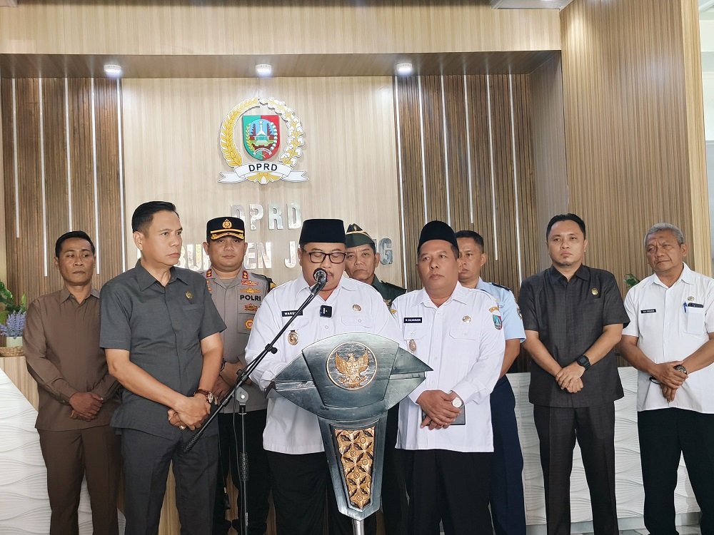 Abah Warsubi Tegas! Jombang Siap Lindungi Perempuan dan Anak Lewat Aturan Hukum. /jombangkab.go.id