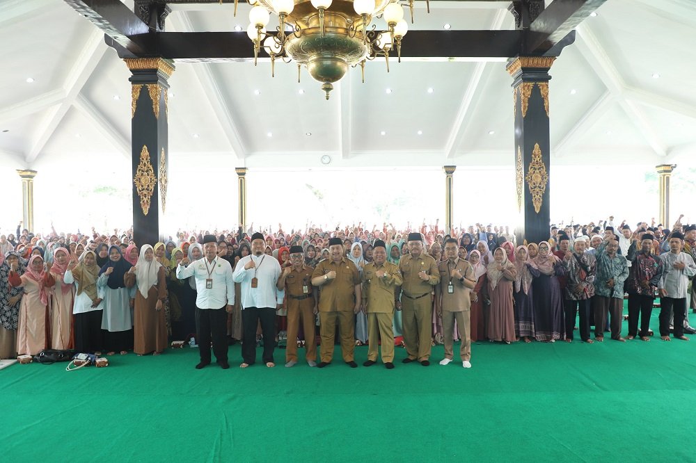 Pemkab Jombang Apresiasi Guru TPQ Lewat Pemberian Insentif. /jombangkab.go.id