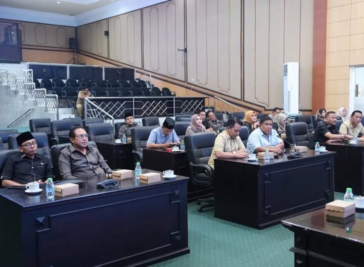 Banggar DPRD Jombang Gelar Rapat Persiapan Penyusunan APBD 2026. /setwan.jombangkab.go.id