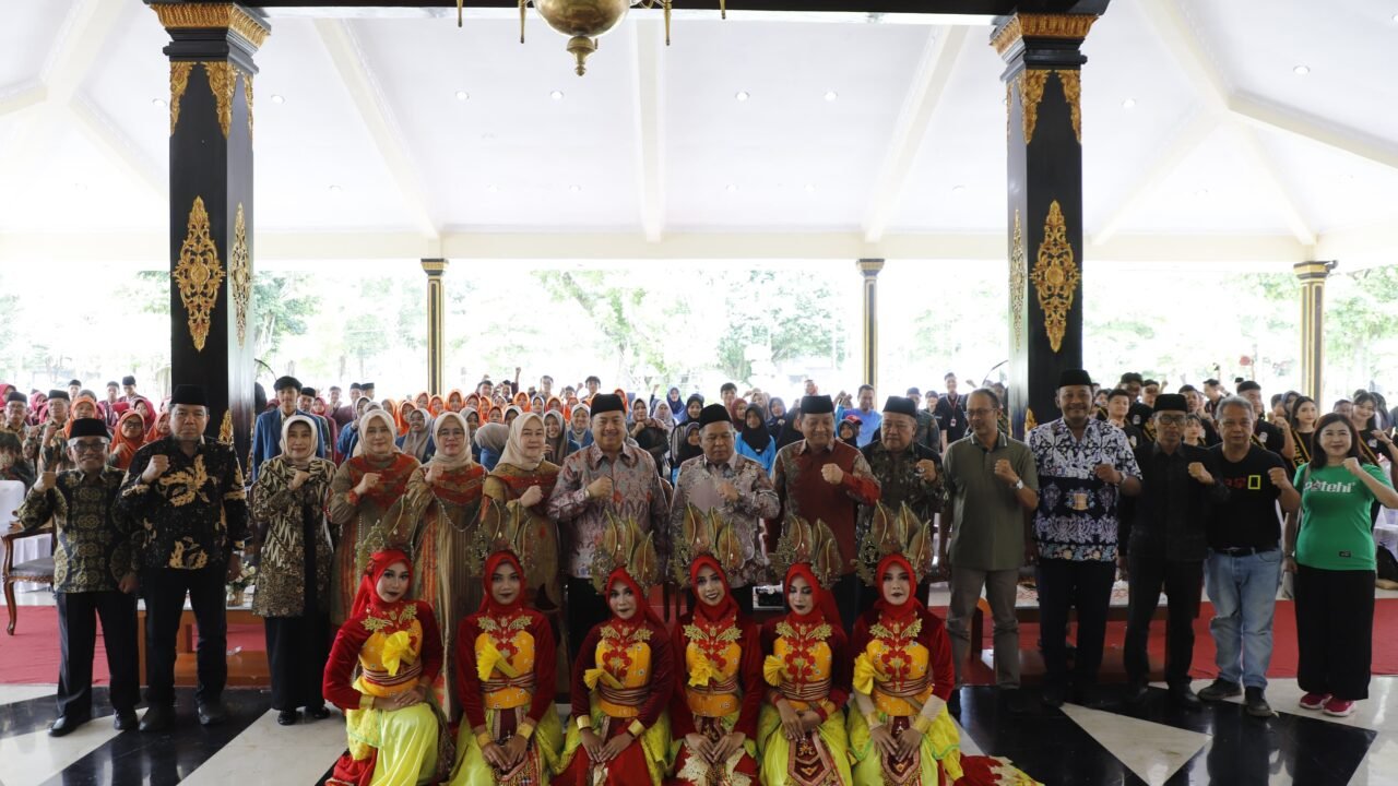 Abah Buka Pendopo untuk Publik, Warga Jombang Diajak Rasakan Rumah Besar Bersama