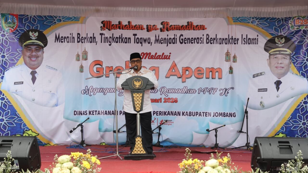 Ribuan Warga Padati Alun-Alun, Grebeg Apem Jombang 2026 Semarak Sambut Ramadhan 1447 H