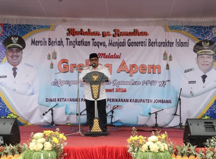 Ribuan Warga Padati Alun-Alun, Grebeg Apem Jombang 2026 Semarak Sambut Ramadhan 1447 H