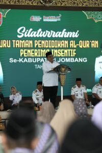 Bupati Warsubi Apresiasi Guru TPQ, Insentif Rp1 Juta Jadi Penyemangat Pejuang Al-Qur’an