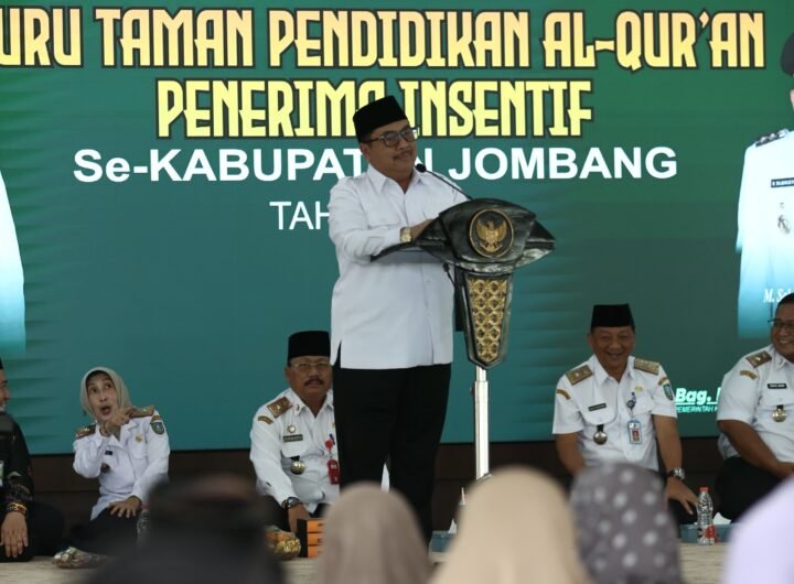 Bupati Warsubi Apresiasi Guru TPQ, Insentif Rp1 Juta Jadi Penyemangat Pejuang Al-Qur’an
