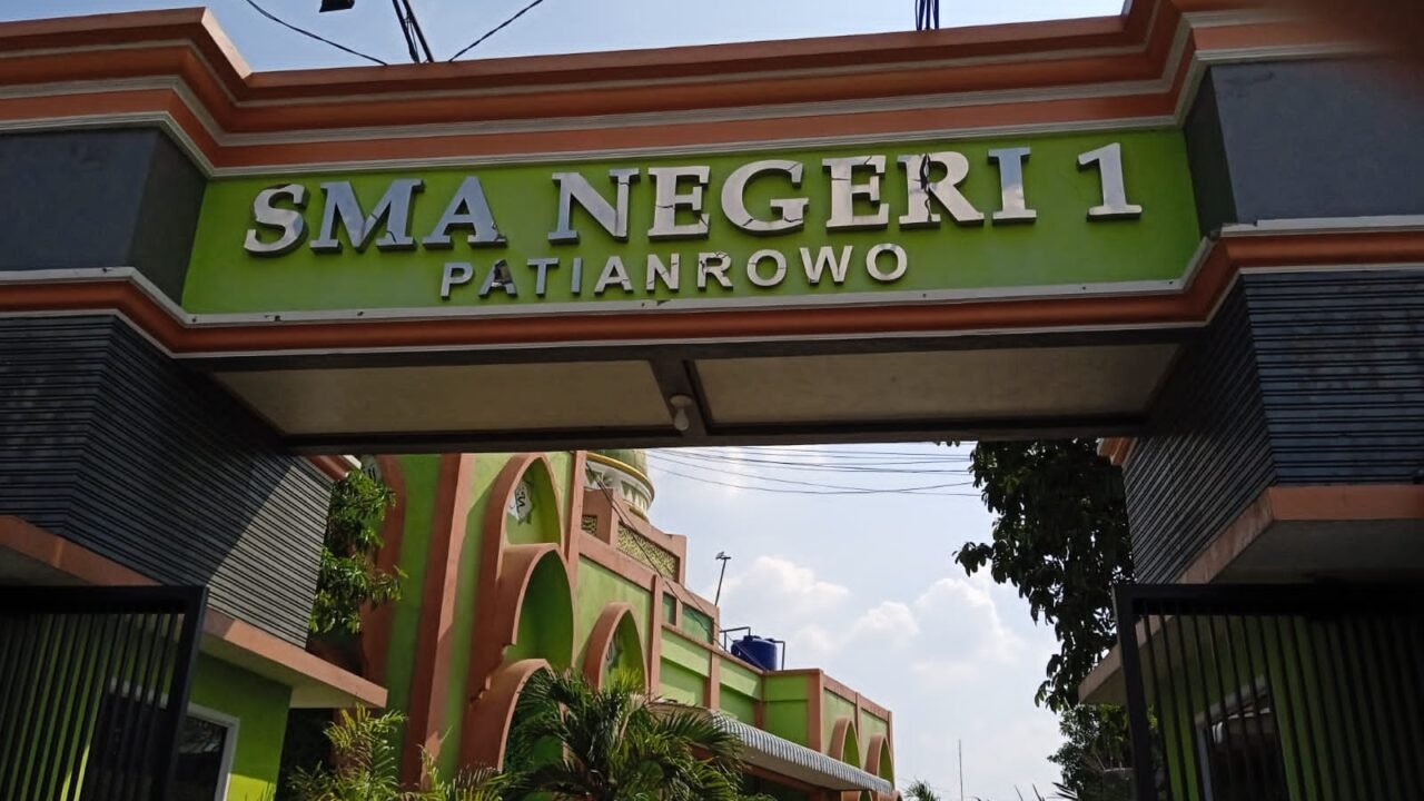 Dugaan Minim Transparansi Dana BOS, SMAN 1 Patianrowo Jadi Sorotan Wali Murid