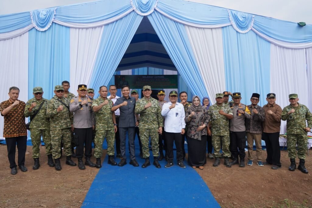 Pangdam V/Brawijaya Tinjau Rencana Pembangunan Brigif dan Yonif Teritorial di Mojowarno