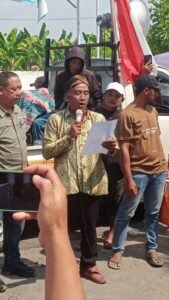 Ratusan Warga Banaran Kulon Gelar Aksi Unjuk Rasa, Tuntut Penyelesaian Sertifikat Tanah dan Transparansi BUMDes
