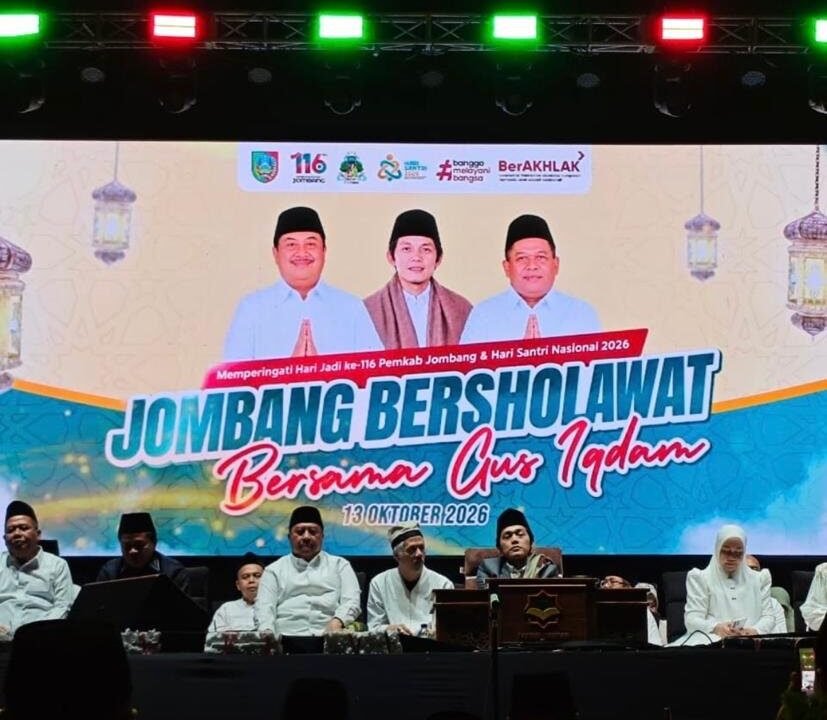 Ribuan Jamaah Ikuti Jombang Bersholawat Bareng Gus Iqdam, Bupati Ajak Warga Perkuat Persatuan
