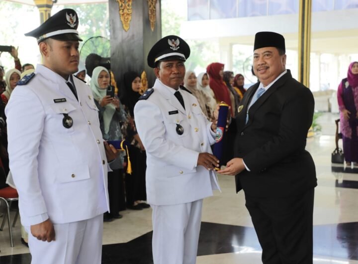 Dua Kades Antar Waktu Resmi Dilantik, Bupati Jombang Minta Desa Bersiap Hadapi Pilkades 2027