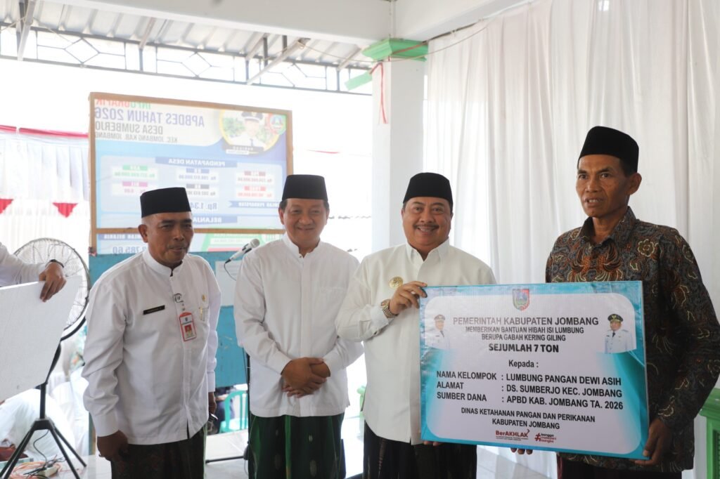Perkuat Stok Pangan Desa, Pemkab Jombang Salurkan 42 Ton Gabah untuk Enam Lumbung
