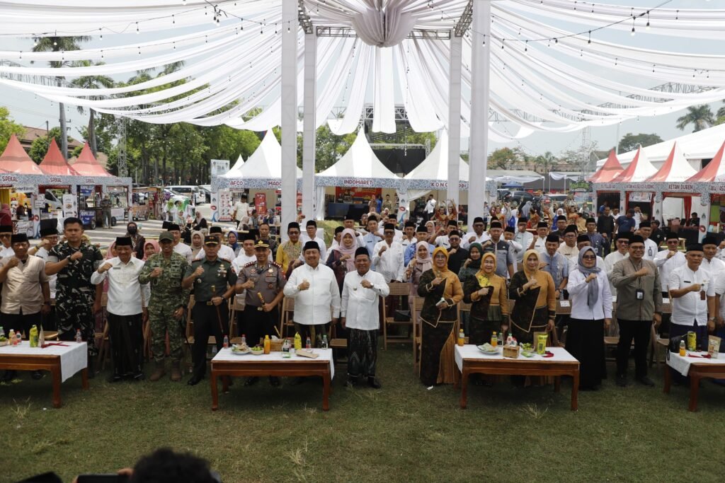 UMKM Expo Jombang Fest 2026 Hadirkan 100 Tenant, Warsubi Ajak Warga Borong Produk Lokal