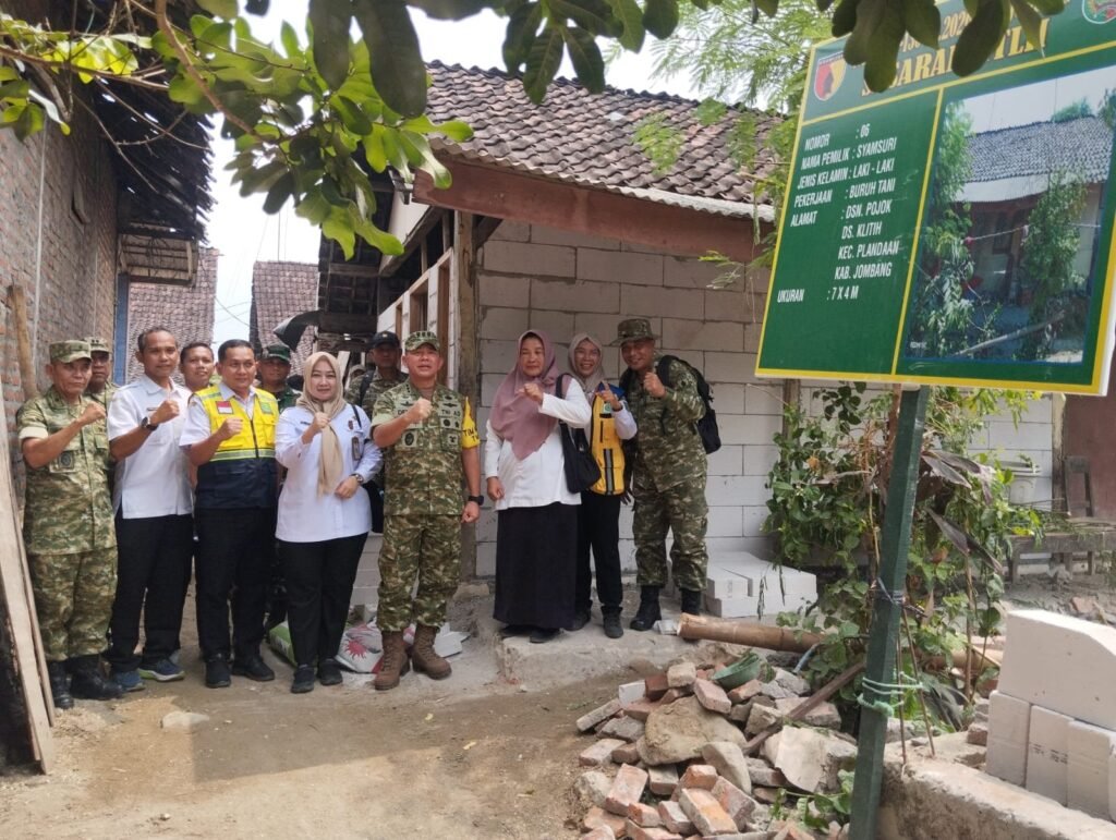 Akselerasi Pembangunan Desa: Tim Wasev Sterad Mabesad Sidak Lokasi TMMD ke-130 di Jombang
