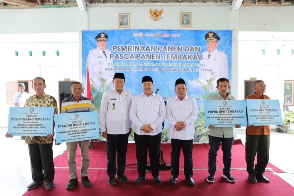 Tembakau Jombang Putar Ekonomi Rp487 Miliar, Pemkab Salurkan Bantuan untuk Petani