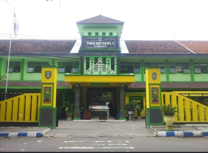 Dugaan Pungli Rp3 Juta di SMAN 1 Jombang Jadi Sorotan Publik, Tiga Kali Klarifikasi Tak Membuahkan Hasil