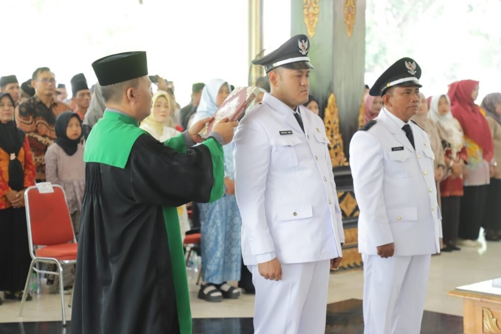 Dua Kades Antar Waktu Resmi Dilantik, Bupati Jombang Minta Desa Bersiap Hadapi Pilkades 2027