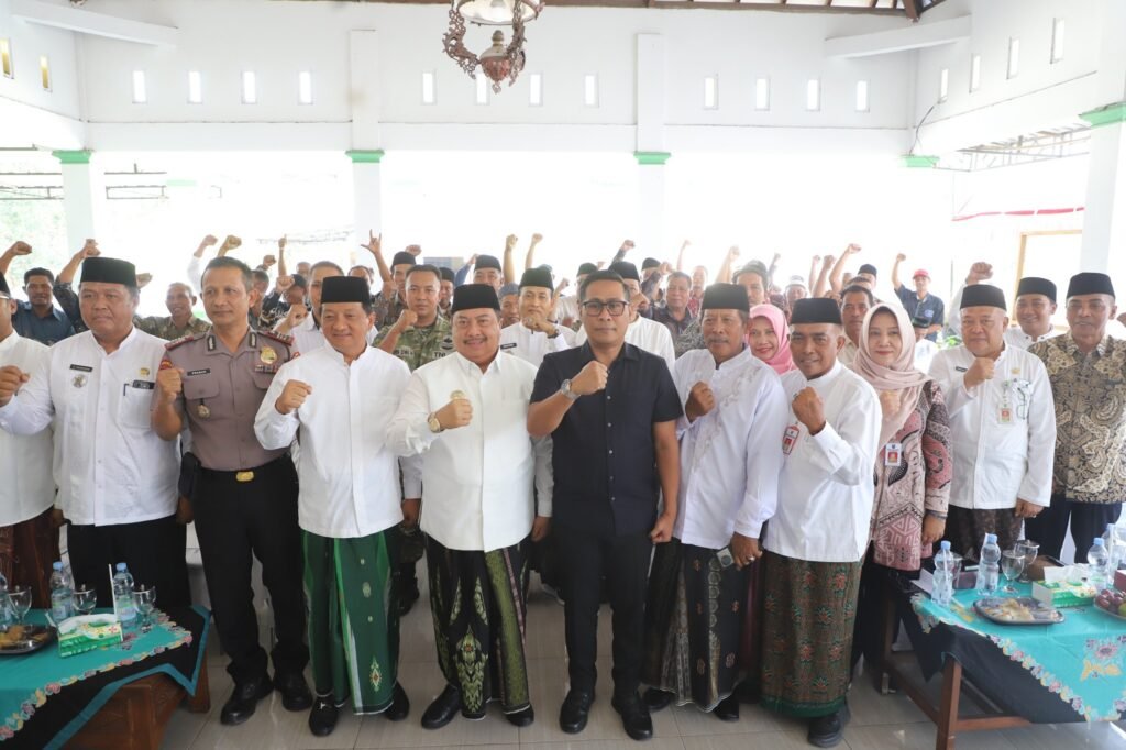 Perkuat Stok Pangan Desa, Pemkab Jombang Salurkan 42 Ton Gabah untuk Enam Lumbung