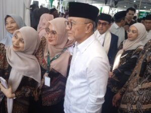 Selamat Datang Dr. (HC) Zulkifli Hasan, Wisuda Sarjana UNWAHA 2026 Jadi Momentum Penguatan SDM dan Ketahanan Pangan